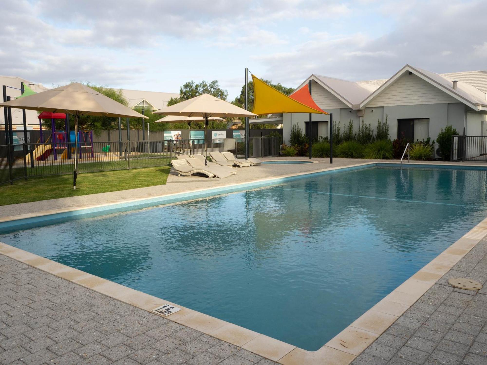 Fortyone - Oceanside Retreat Басселтон Екстер'єр фото