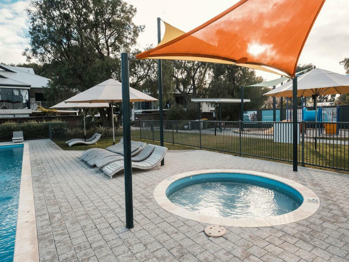 Fortyone - Oceanside Retreat Басселтон Екстер'єр фото